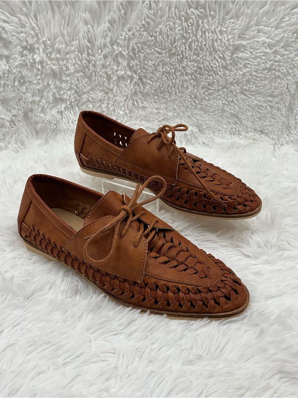 BEAST FASHION Loafers Size 7.5 Brown Woven Lace-Up Loafers